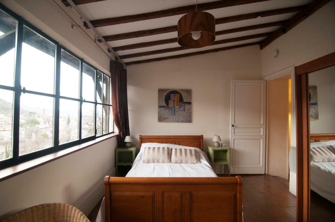 Appartements Ria Sirach Esterno foto