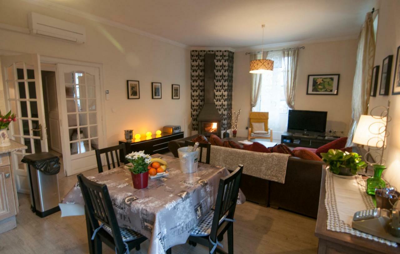 Appartements Ria Sirach Esterno foto